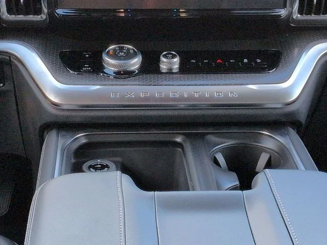 New 2026 Space Silver Metallic Ford Platinum® image 19