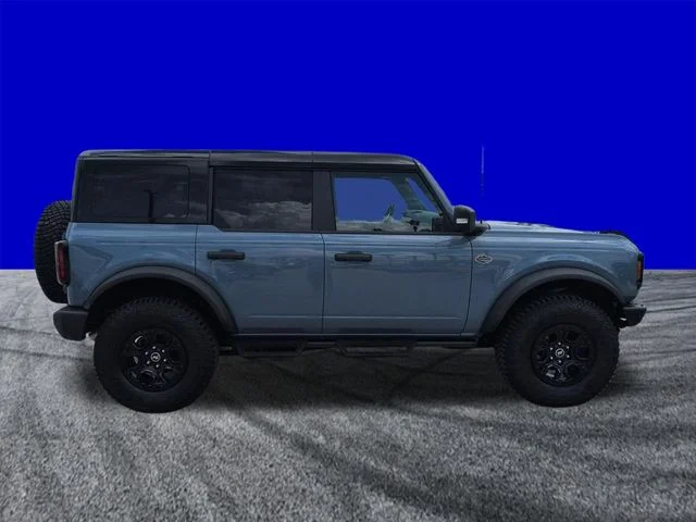 Used 2024 Gray Ford Wildtrak image 3