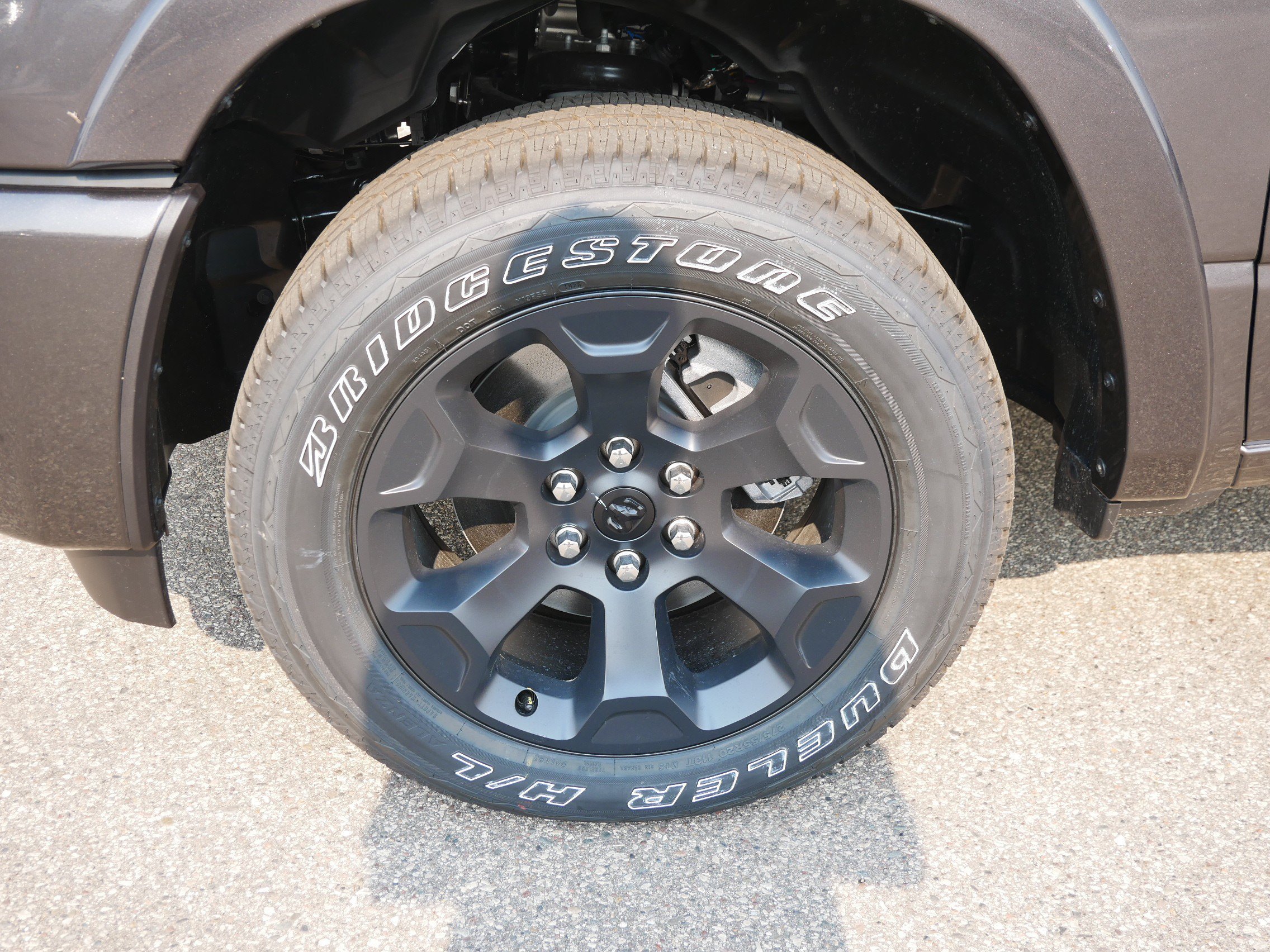 New 2026 Granite Crystal Metallic Clearcoat RAM Big Horn image 6