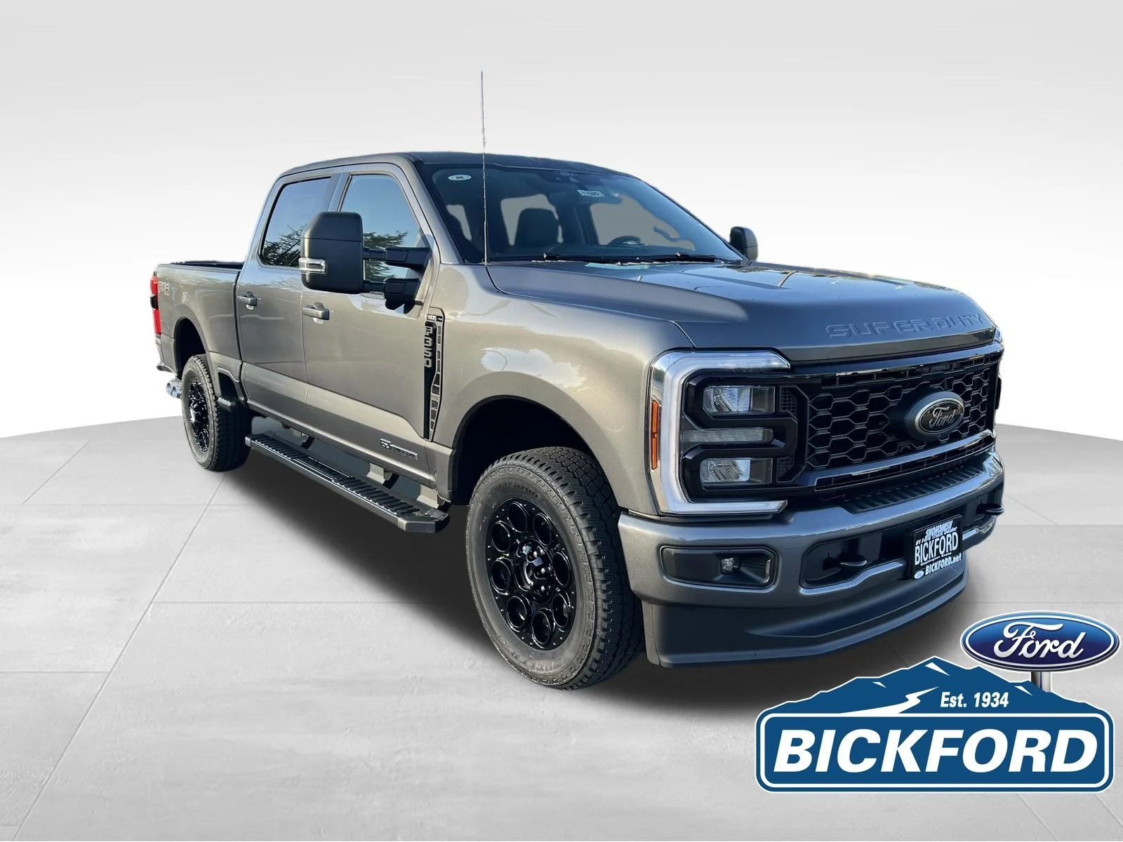 New 2026 Gray Ford XLT image 3