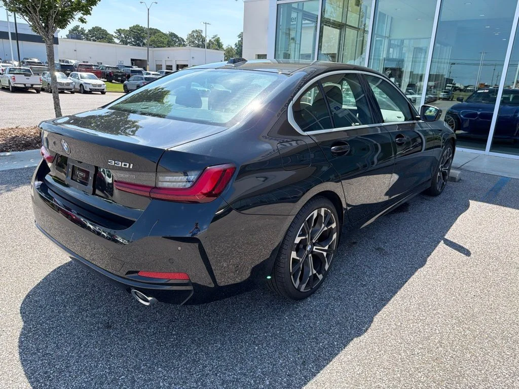 Used 2025 Black Sapphire Metallic BMW 330i image 3