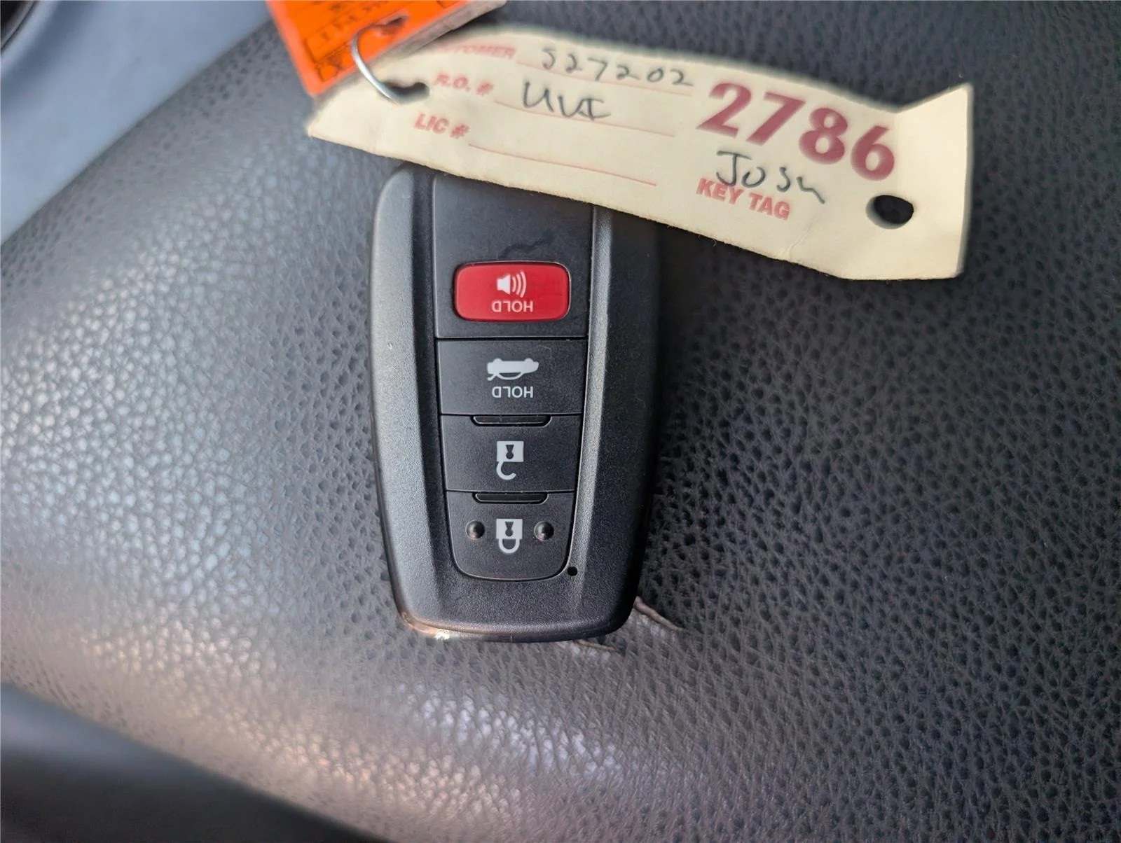 Used 2018 Super White Toyota SE image 39