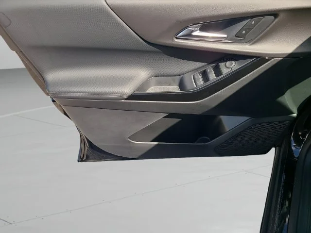 New 2027 Mosaic Black Metallic Chevrolet LT image 17