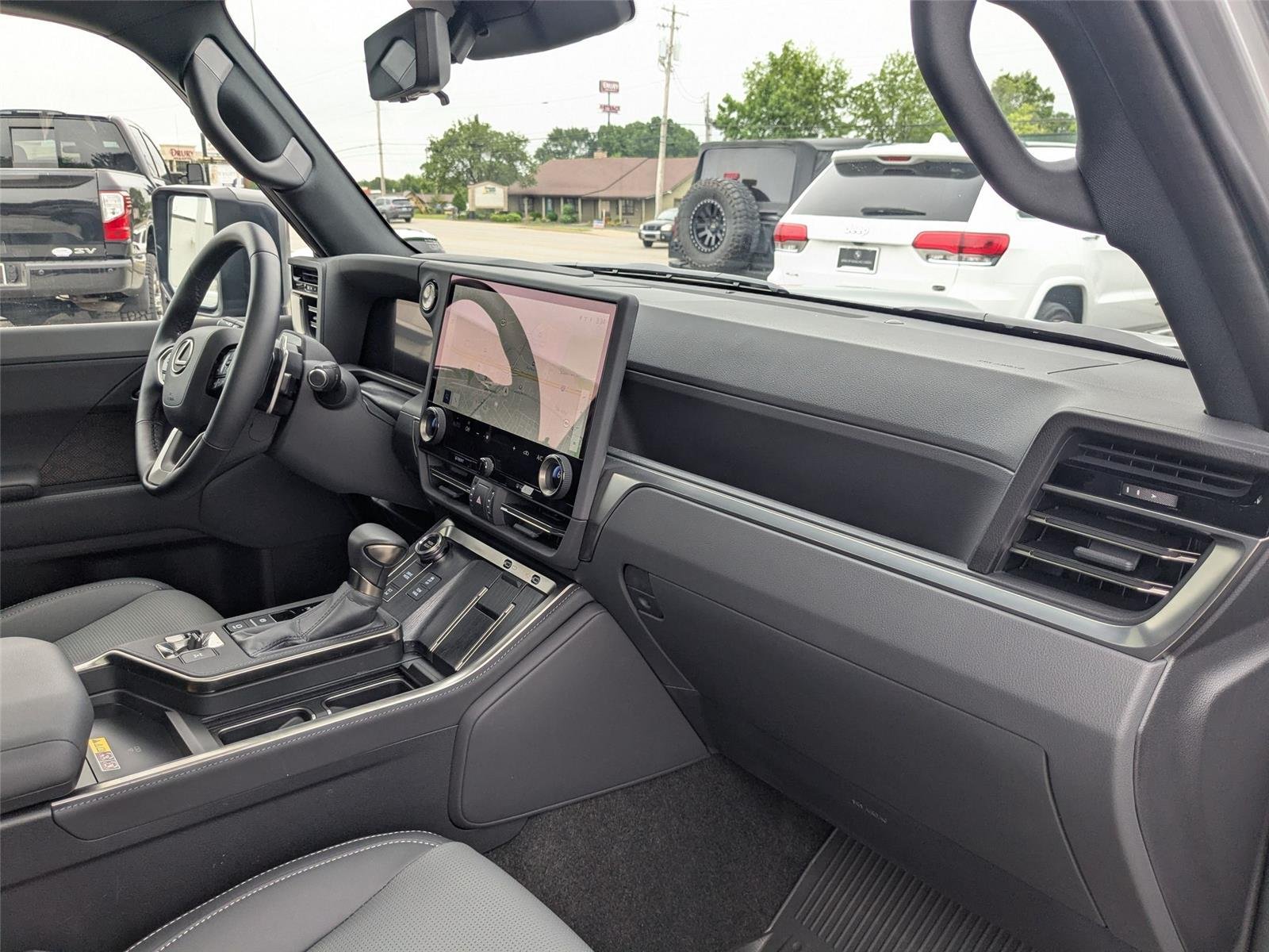 Used 2026 Incognito Lexus GX 550 Luxury + image 37
