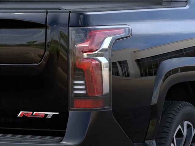 2024 Chevrolet Silverado EV RST - Photo 11