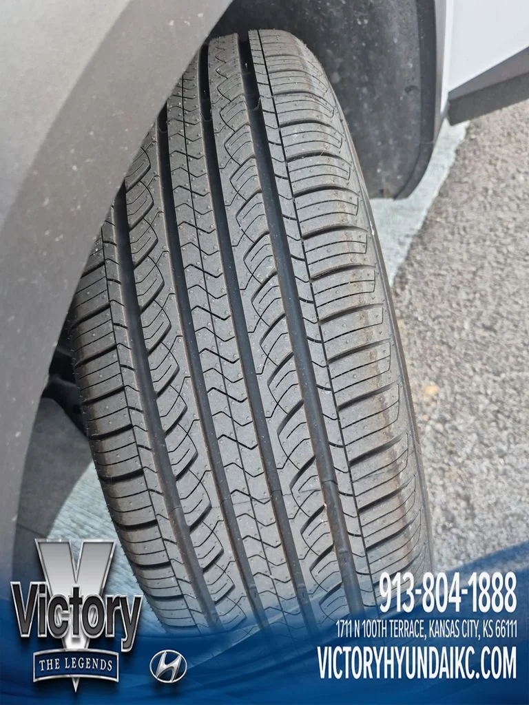 Used 2025 White Chevrolet LS image 28