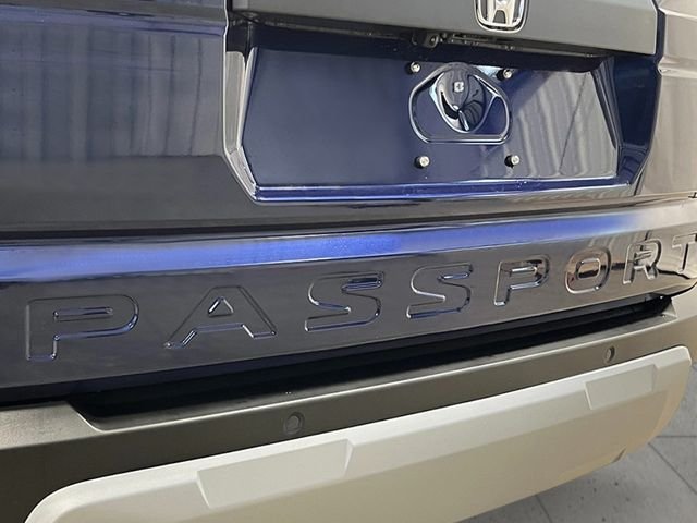 New 2026 Obsidian Blue Pearl Honda RTL image 6