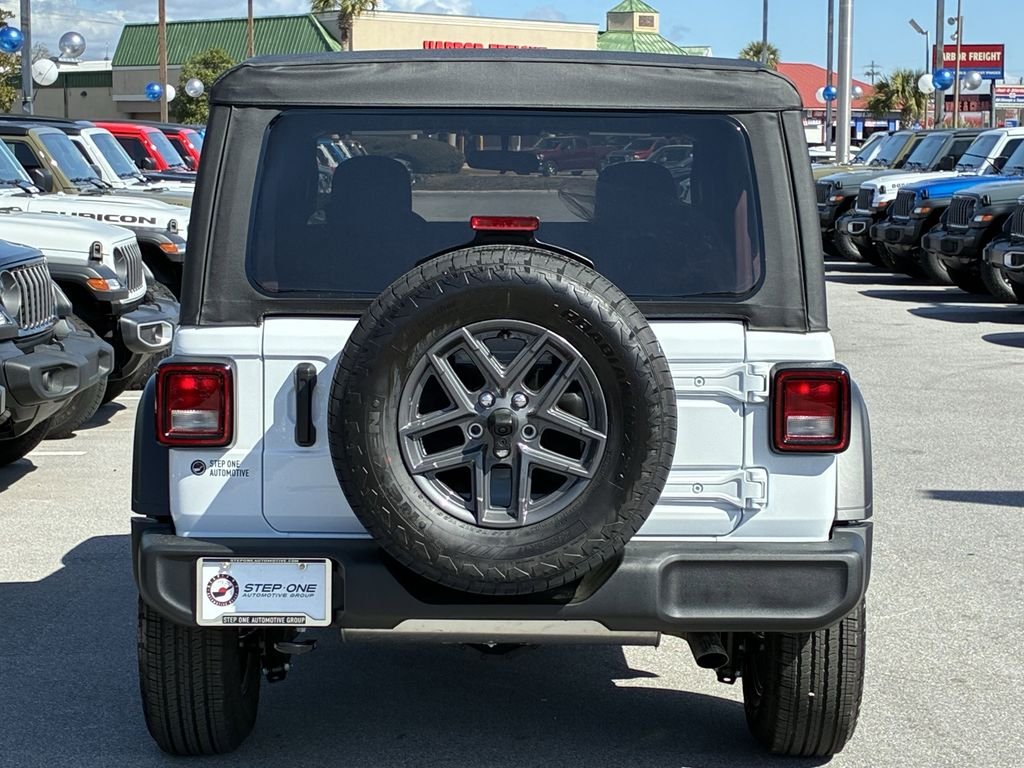 New 2026 Bright White Clear-Coat Exterior Paint Jeep Sport image 6