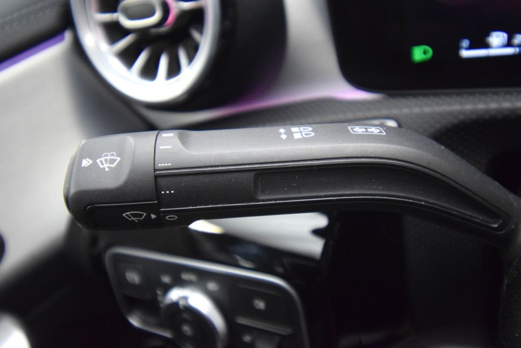 Used 2025 Silver Mercedes-Benz CLA 250 image 34
