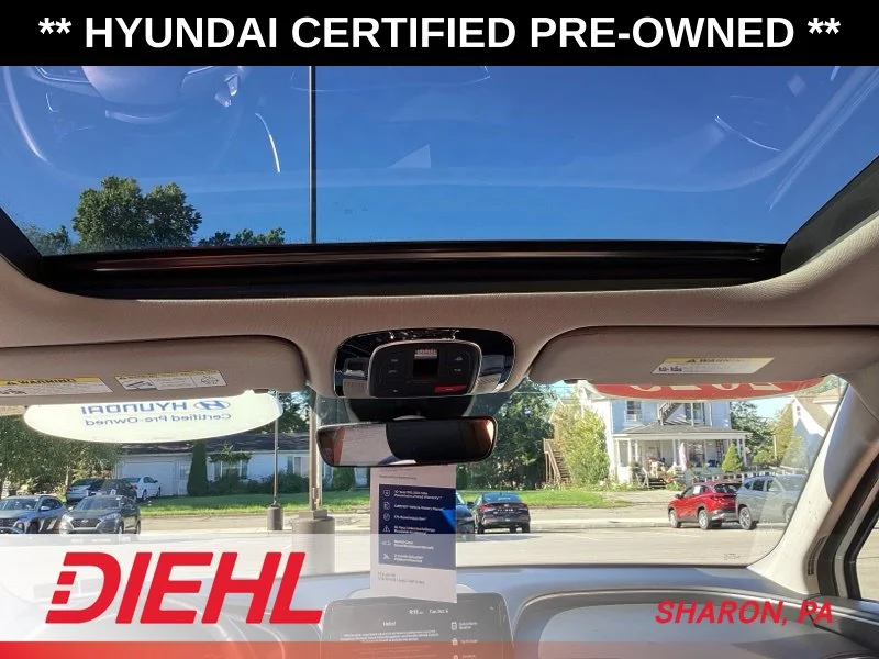 Used 2023 White Hyundai SEL image 27