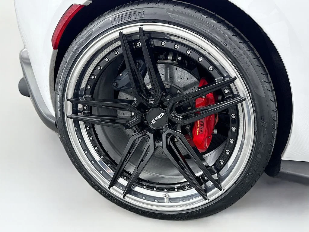 Used 2025 Bianco Avus Ferrari Spider image 38