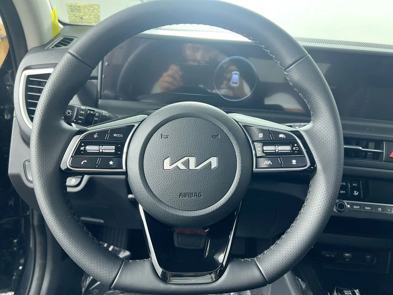 New 2026 Snow White Pearl Kia SX image 15