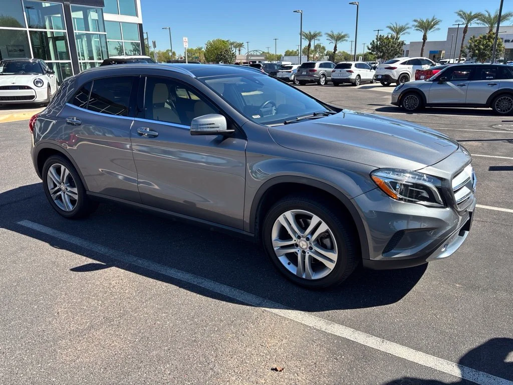 Used 2016 Gray Mercedes-Benz GLA 250 image 4