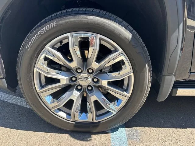 Used 2025 Titanium Rush Metallic GMC Denali image 23