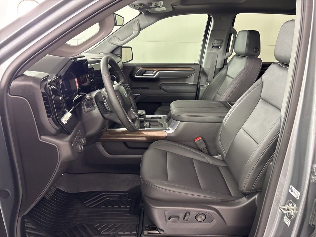 Used 2026 Sterling Gray Metallic Chevrolet LT Trail Boss image 26
