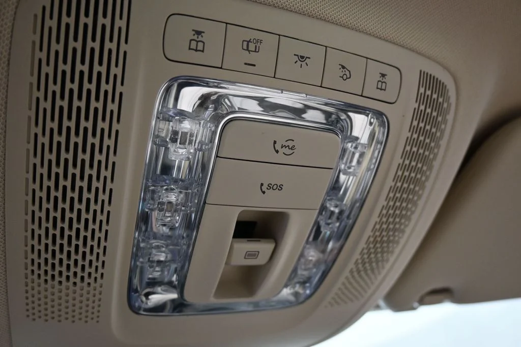 Used 2022 Gold Mercedes-Benz GLE 350 image 30