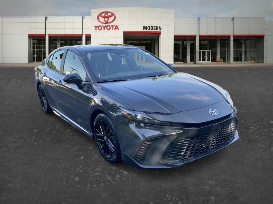 Used 2025 Underground Toyota SE image 3
