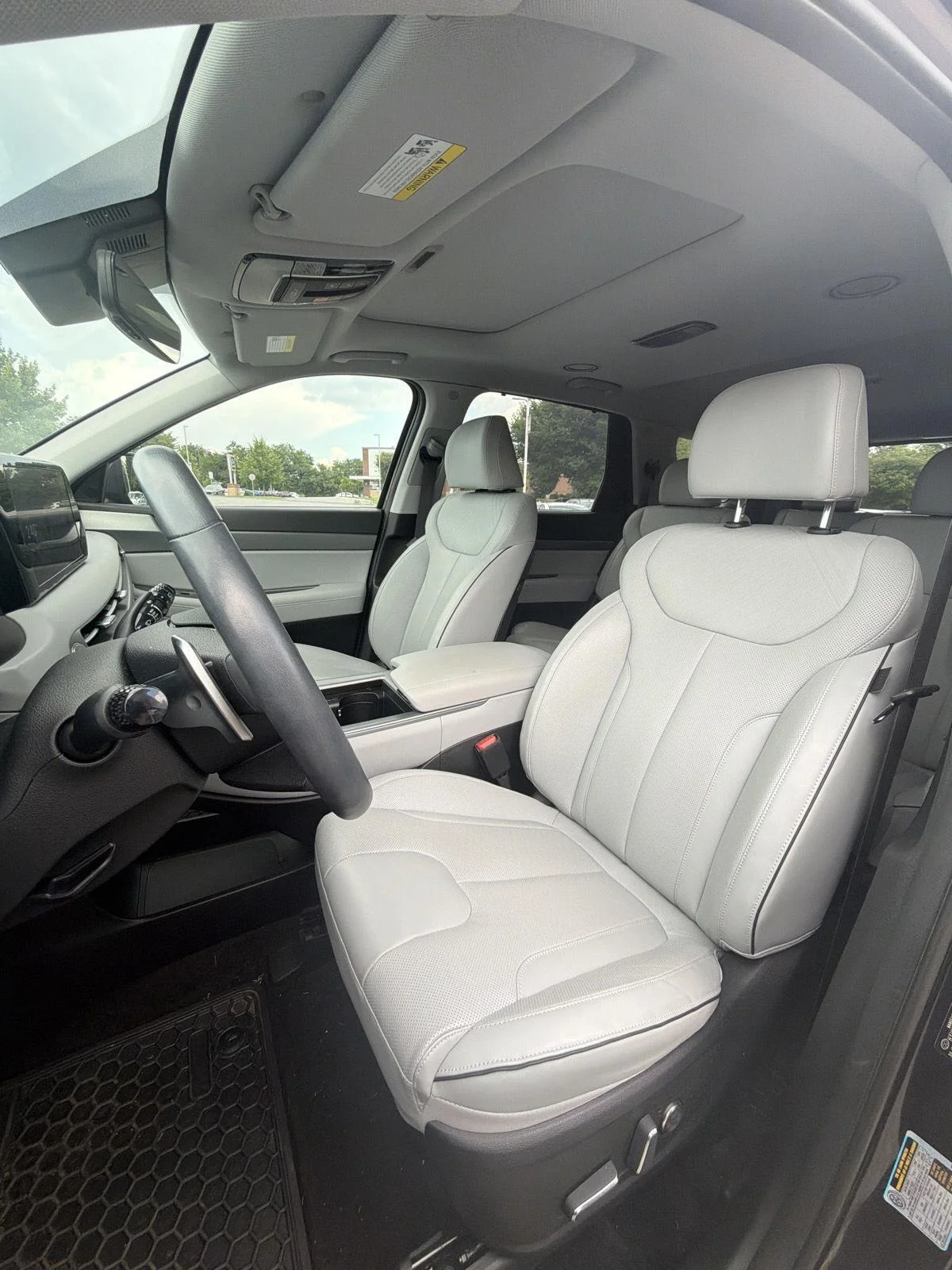 Used 2023 Moonlight Cloud Hyundai SEL image 14