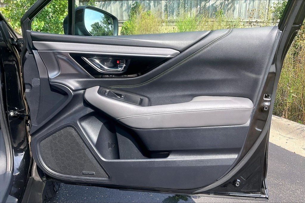 Used 2024 Black Subaru Onyx Edition image 24