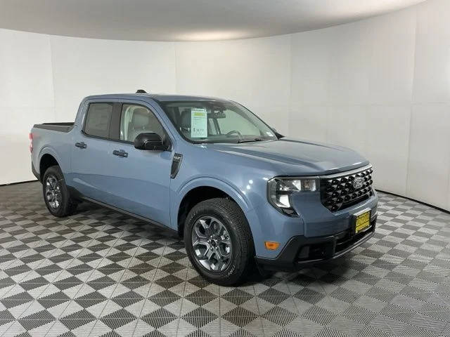 New 2026 Azure Gray Metallic Tri-Coat Ford XLT image 3