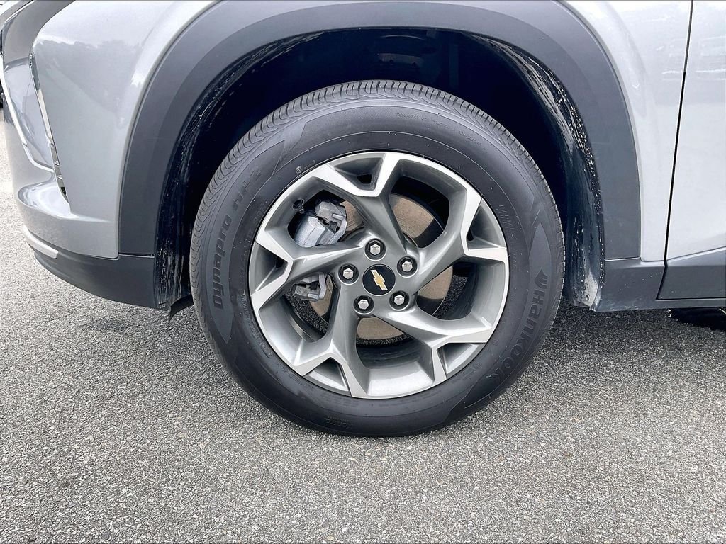 Used 2024 Sterling Gray Metallic Chevrolet LT image 7