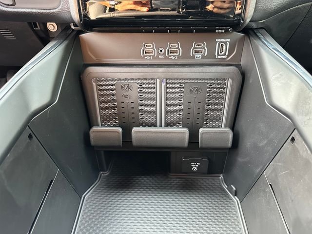 2026 RAM 1500 Laramie - Photo 17