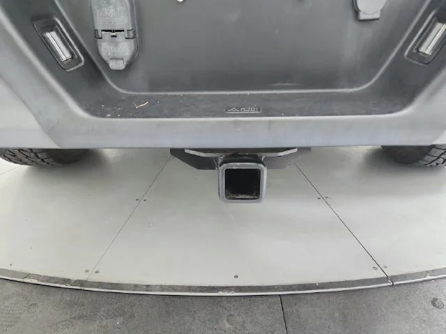 Used 2017 Gray Ford XL image 36