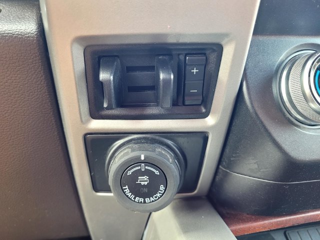 Used 2021  Ford King Ranch image 21