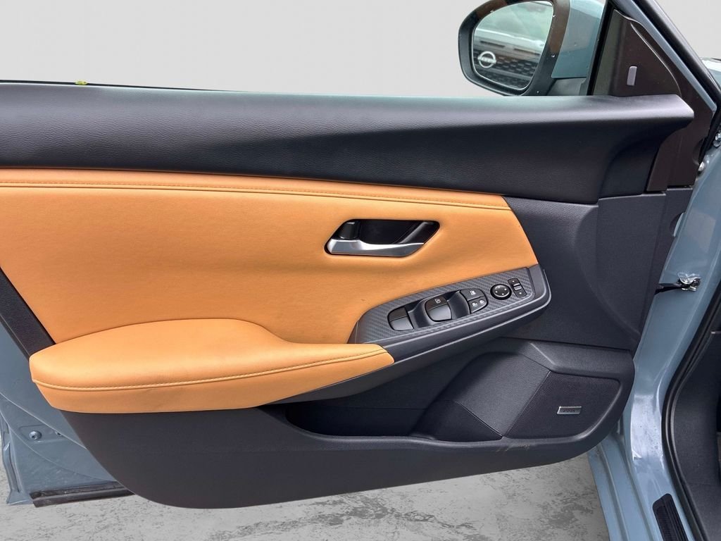 Used 2025 Gray Nissan SV image 18