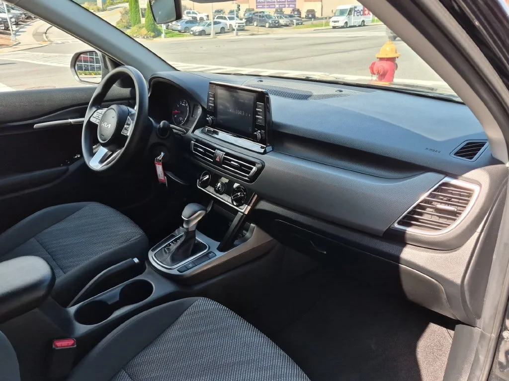 Used 2023 Black Kia LX image 22