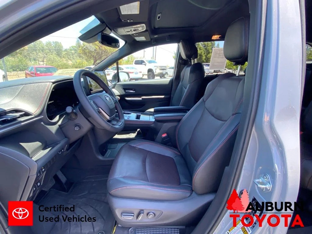 Used 2025 Cement Toyota XSE image 37