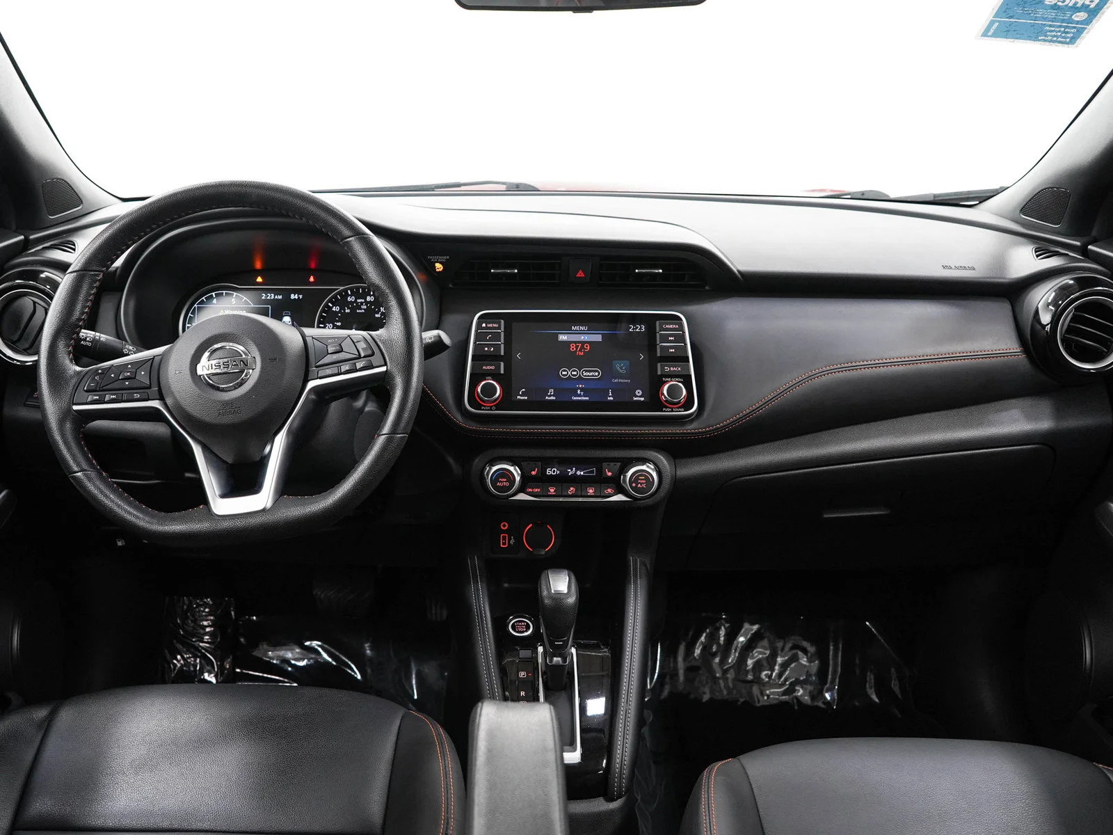 Used 2019 Cayenne Red Metallic Nissan SR image 15