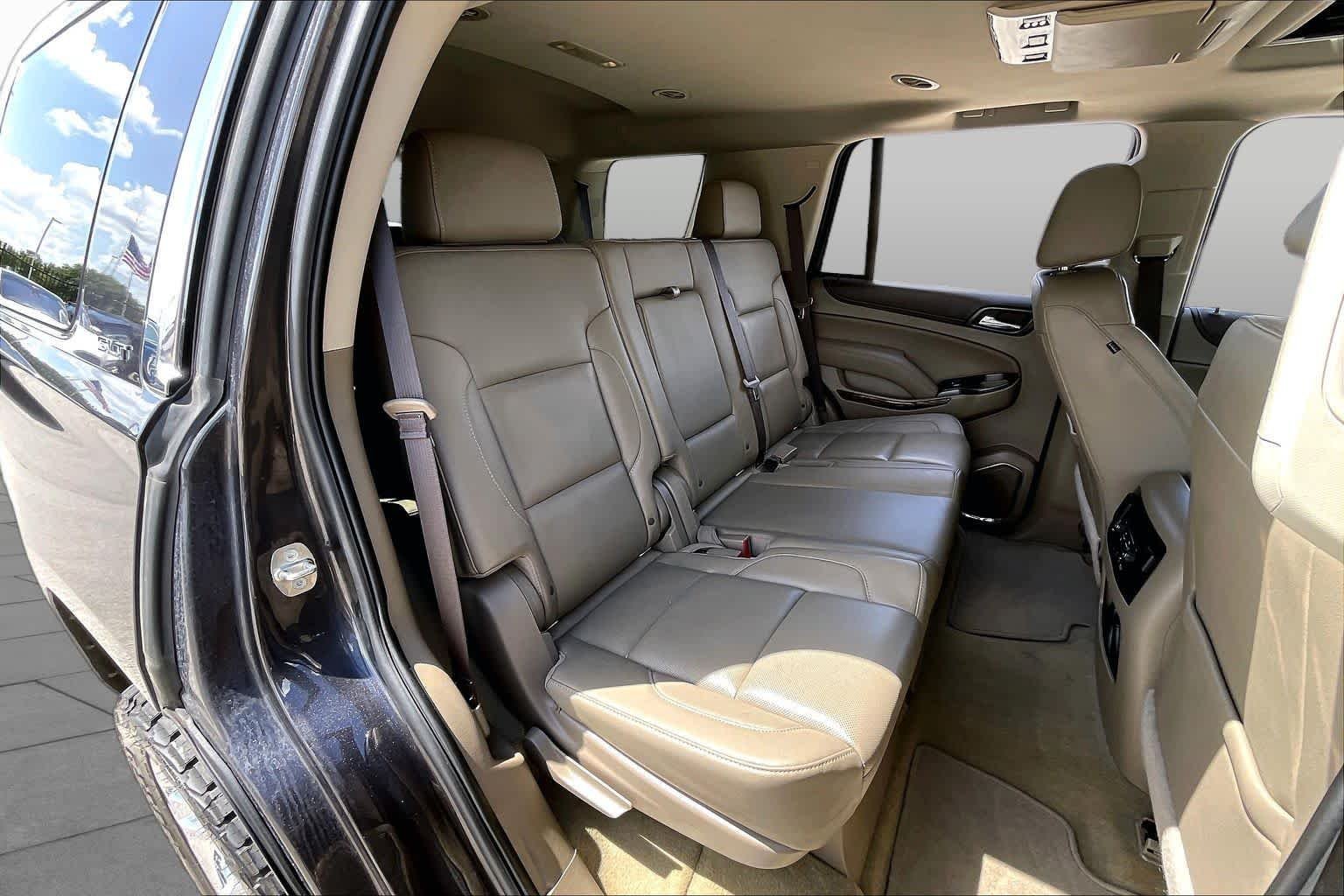 Used 2018 Iridium Metallic GMC SLT image 21