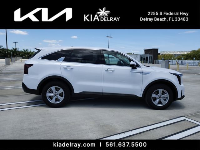 New 2026 Glacial White Pearl Kia LX image 2