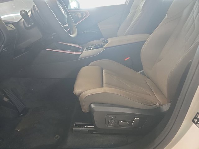 New 2026 Mineral White Metallic BMW X3 30 image 13