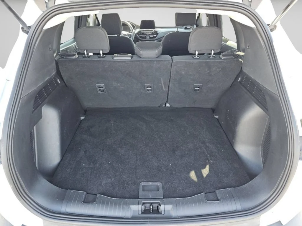 Used 2025 Silver Metallic Ford Active image 26