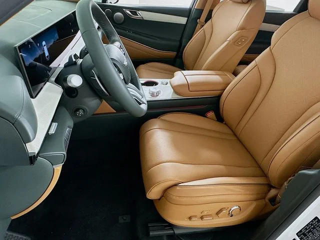 New 2026 Genesis GV80 2.5T Prestige