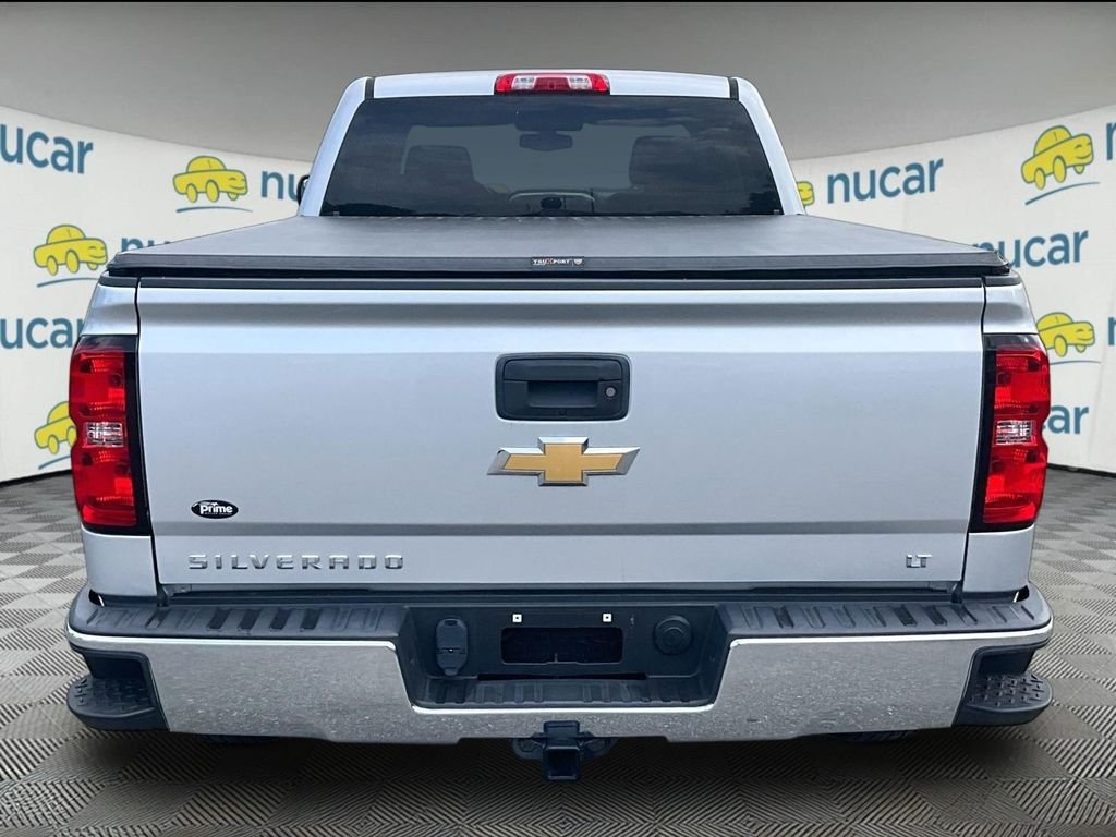 Used 2018 Silver Chevrolet LT image 3