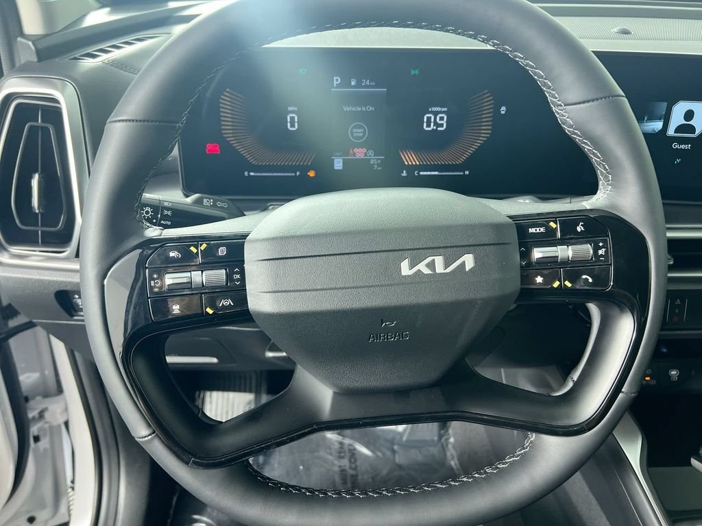New 2026 Glacial White Pearl Kia LX image 15