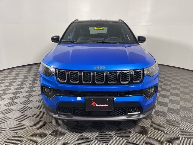 2026 Jeep Compass Limited Altitude photo 2