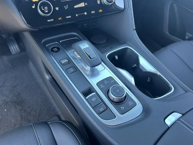 New 2027 GRAPHITE SHADOW INFINITI Luxe AWD image 27