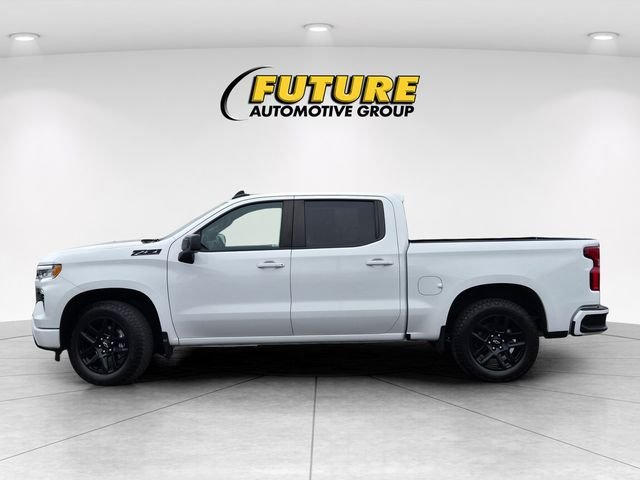 Used 2024 White Chevrolet RST image 7