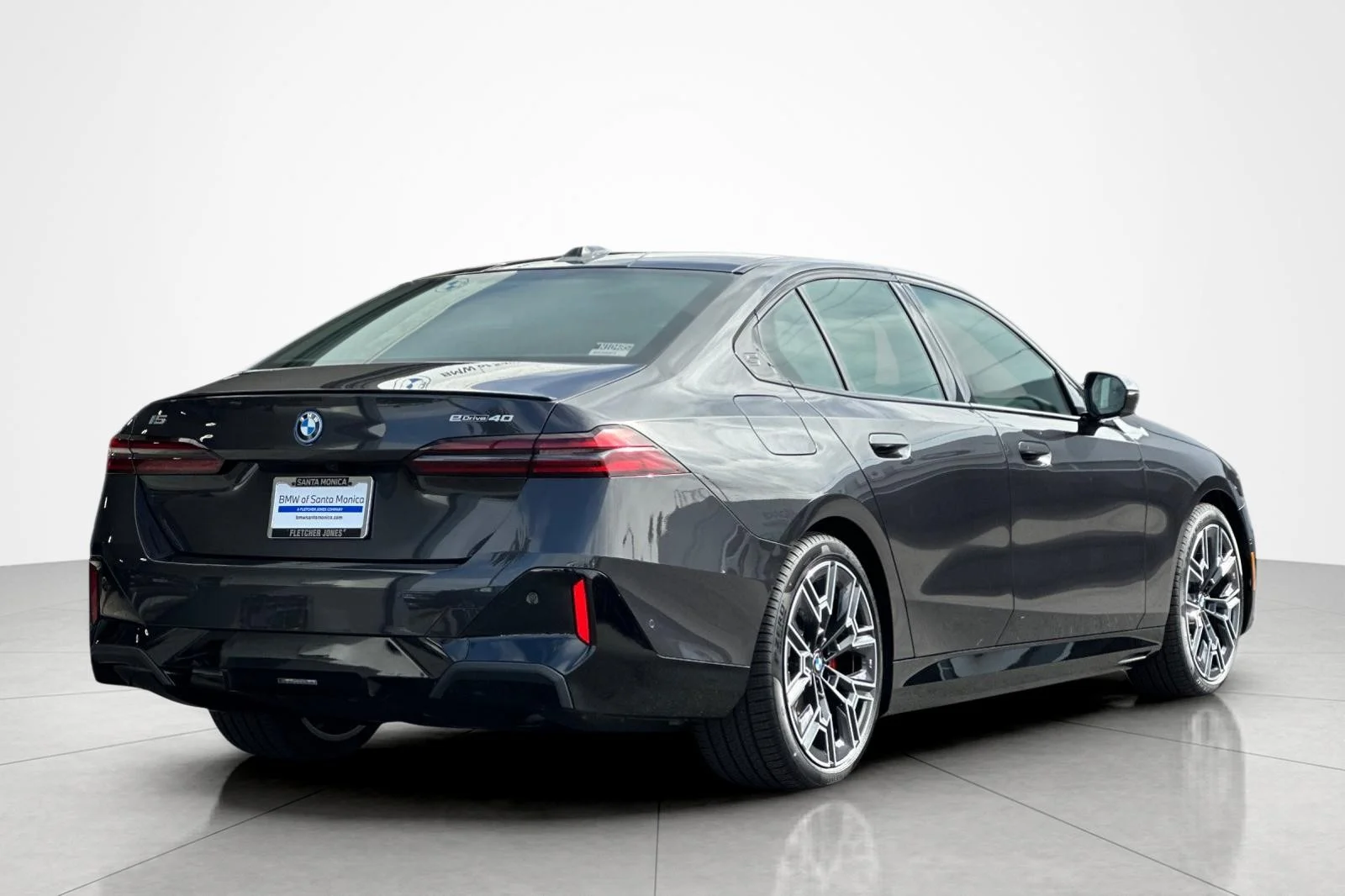 New 2027 Dark Graphite Metallic BMW eDrive40 image 5