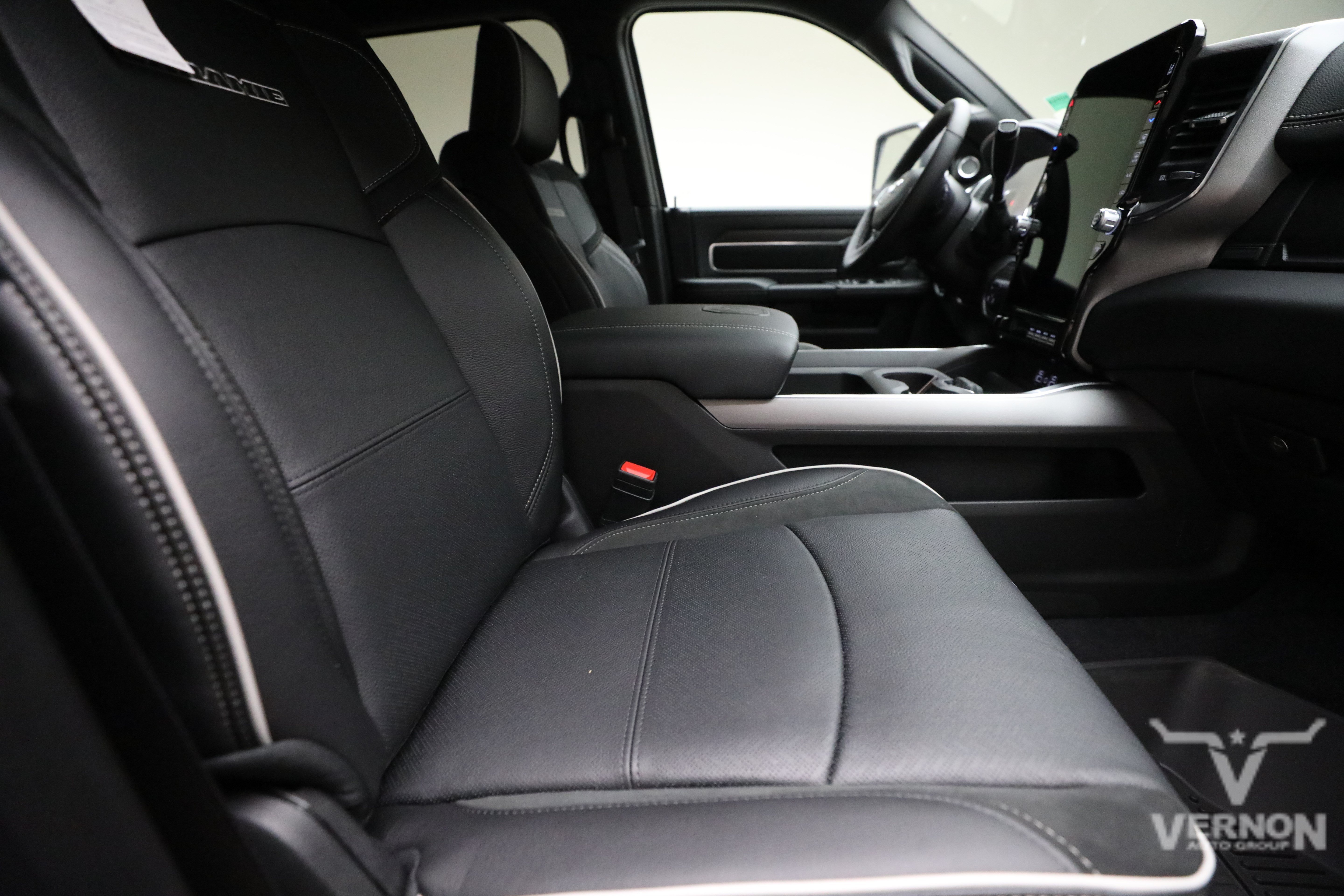 New 2026 Diamond Black Crystal Pearlcoat Ram N image 11