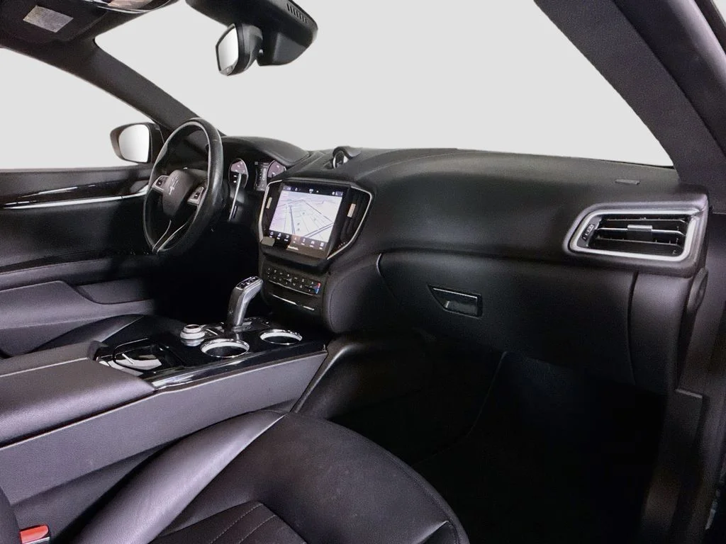Used 2023 Blu Nobile Tri-Coat Maserati Modena image 15