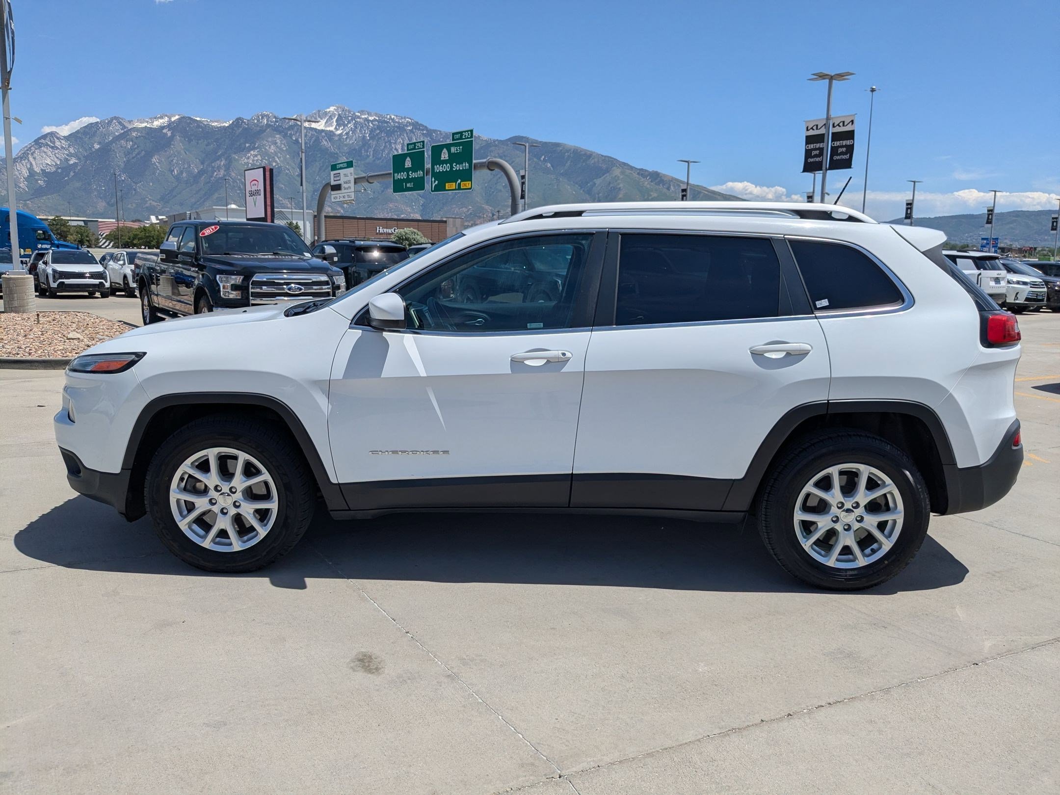 Used 2016 Jeep Cherokee Latitude with VIN 1C4PJMCB9GW236203 for sale in Salt Lake City, UT