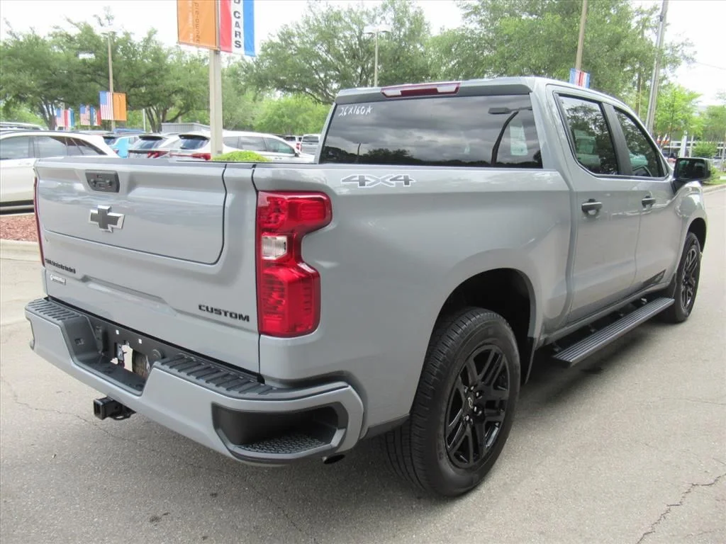Used 2024 Gray Chevrolet Custom image 6
