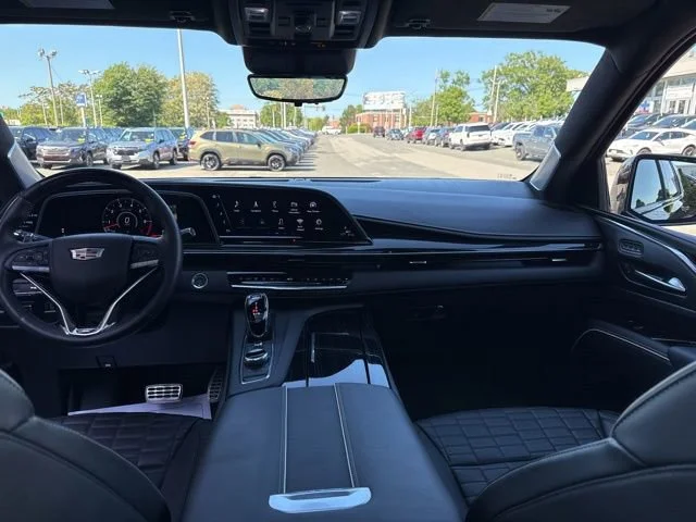 2024 Cadillac Escalade V-Series - Photo 19