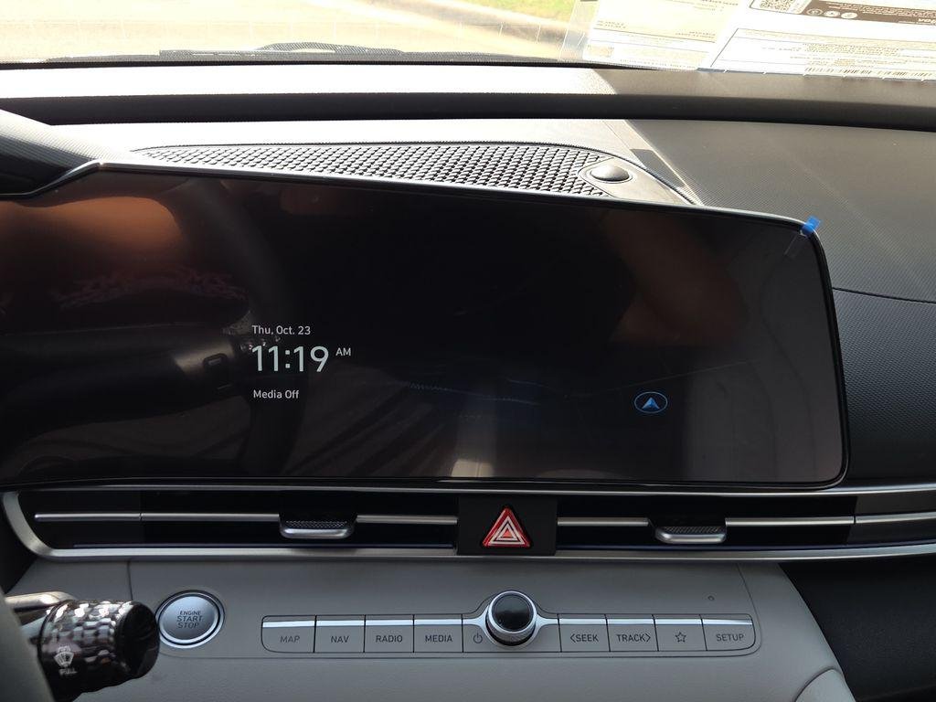 New 2025 Gray Hyundai Limited image 17