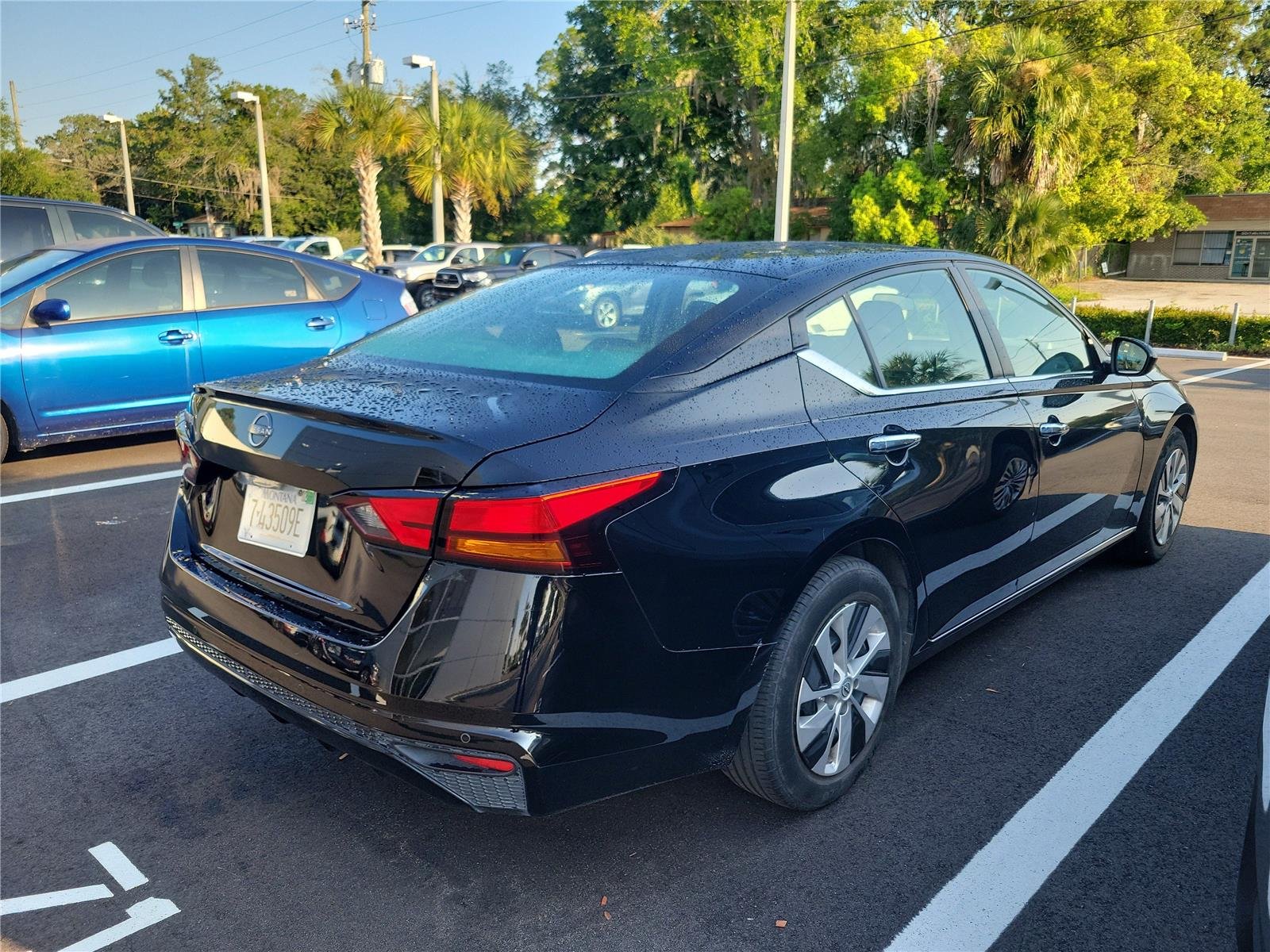 Used 2024 Super Black Nissan 2.5 S image 3